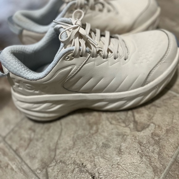 Hoka one one Bondi SR size 8.5 - Picture 2 of 2